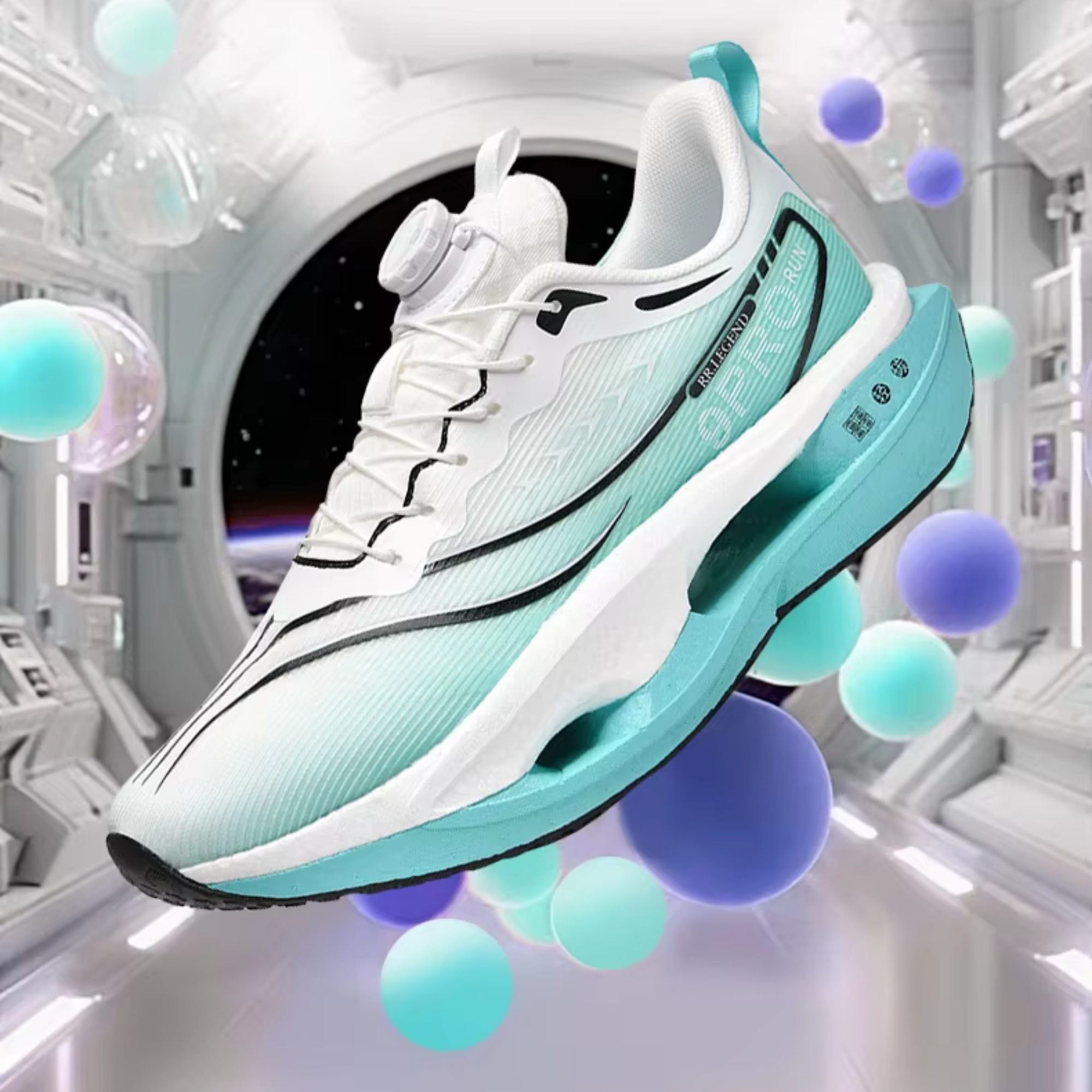 פלקס־ראן – נעלי ספורט קלות ונוחות לריצה ולהליכה יומיומית עם סגירה חכמה לנעילה מהירה