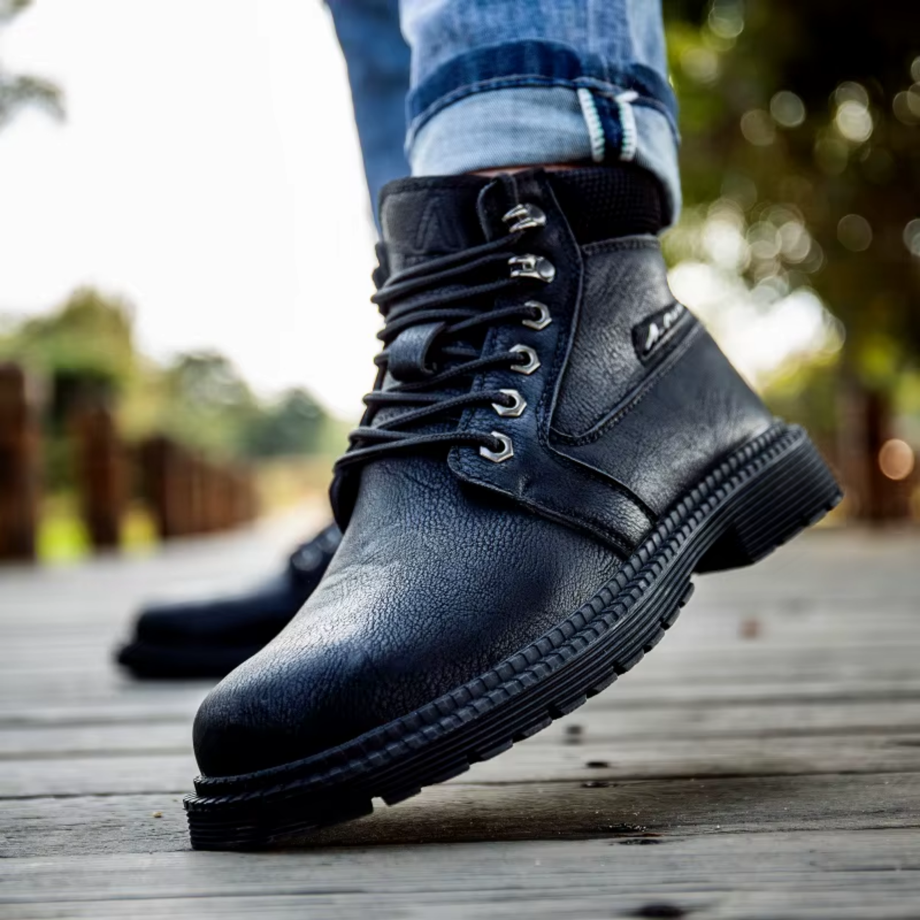 BeFlex Step – מגפי עבודה בטיחותיים עם הגנה מתקדמת