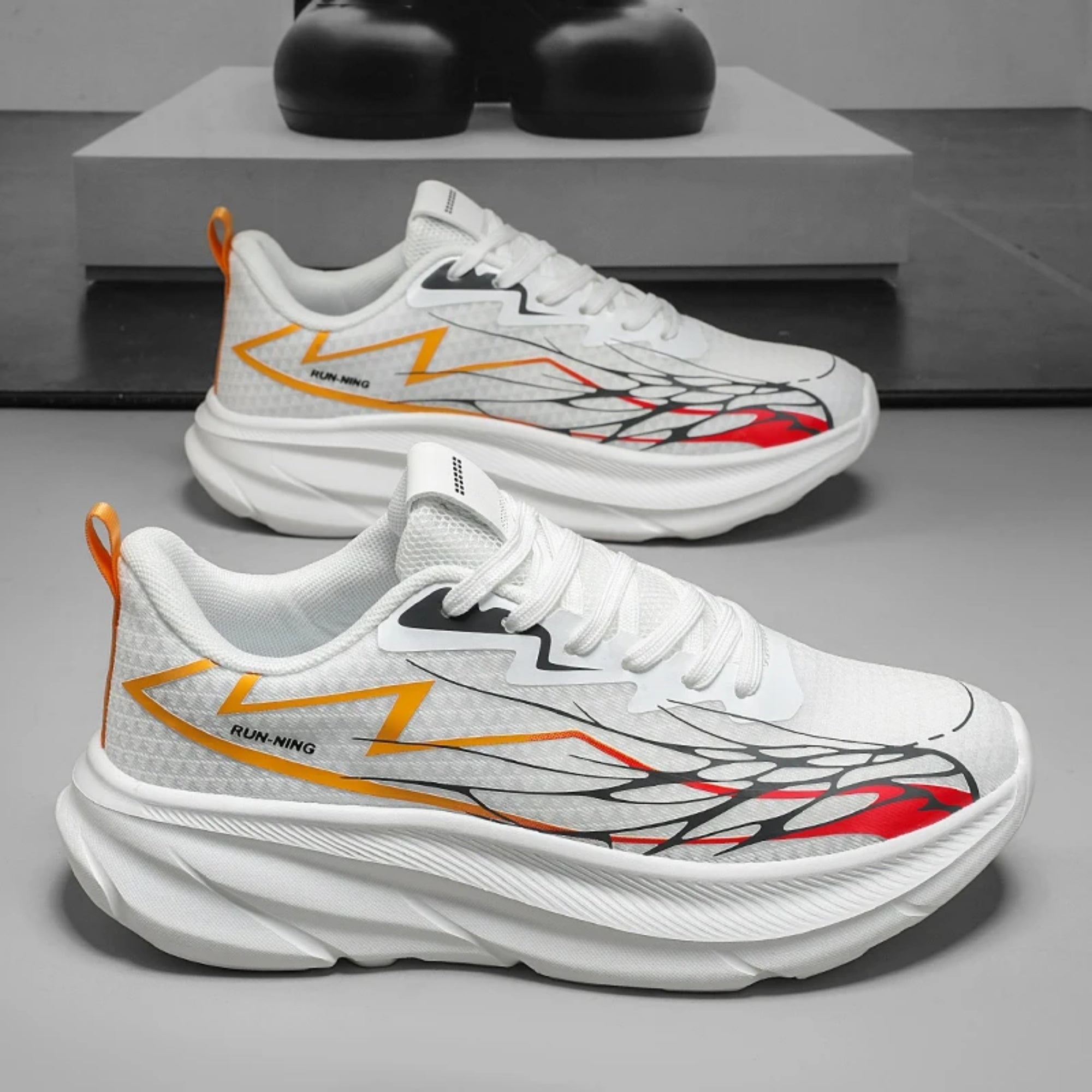 FlexRun Pro – נעלי ריצה קלות ומרופדות לנשים