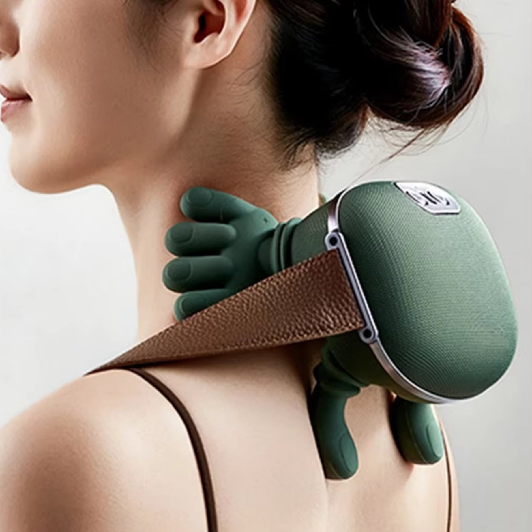 FlexNeck Deep Pro – מסאג'ר עמוק לצוואר, כתפיים וגב עם חימום