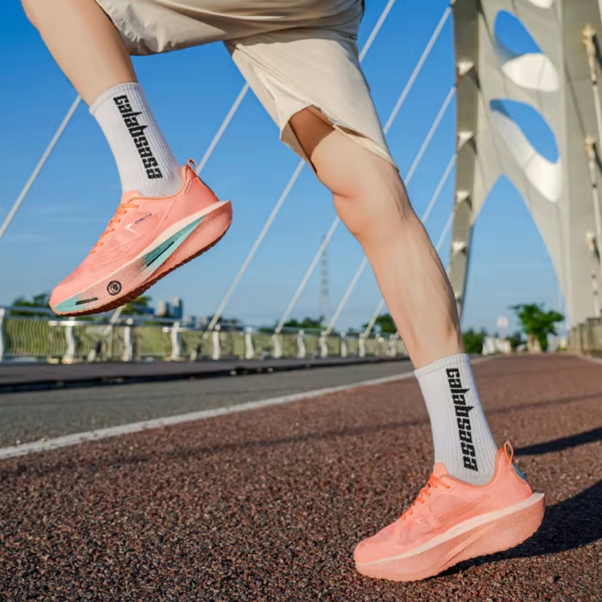 RunPro - נעלי ריצה שעובדות בקצב שלך